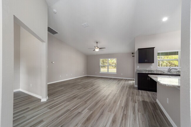 Building Photo - 14604 SW 61st Ct