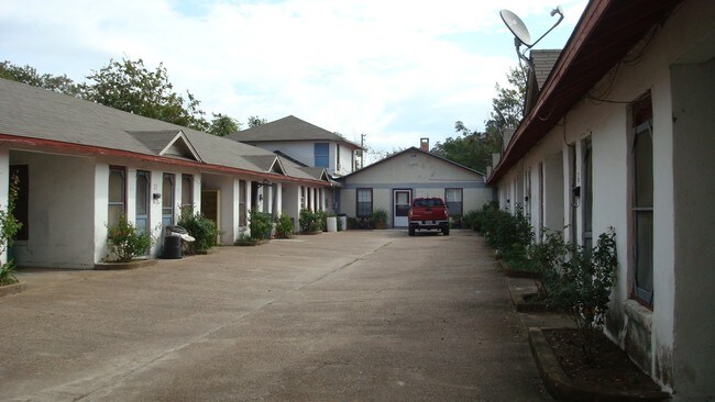Foto del edificio - 208 Perry St