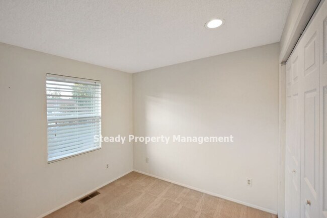 Foto del edificio - Beautiful, Remodeled Home - Fairwood Area