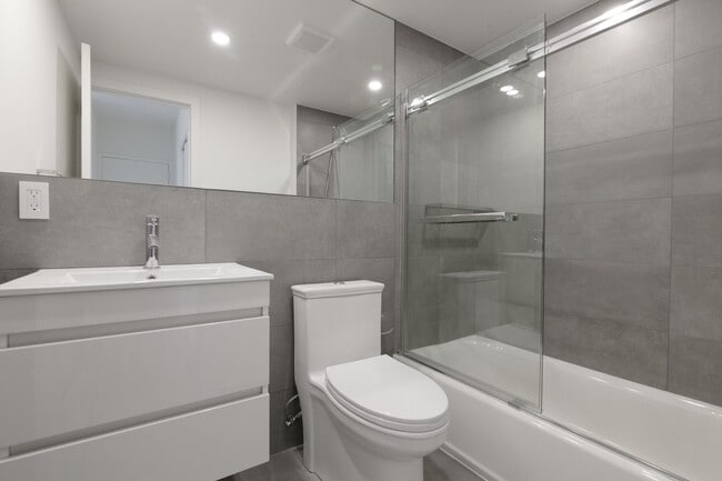 Photo du bâtiment - 4555 Av. Bonavista