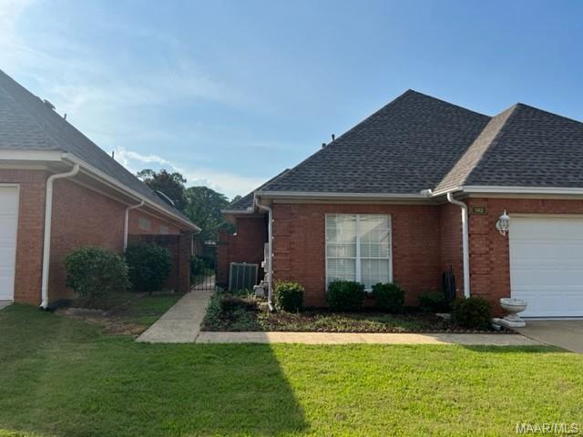 Building Photo - 142 River Chase Ct