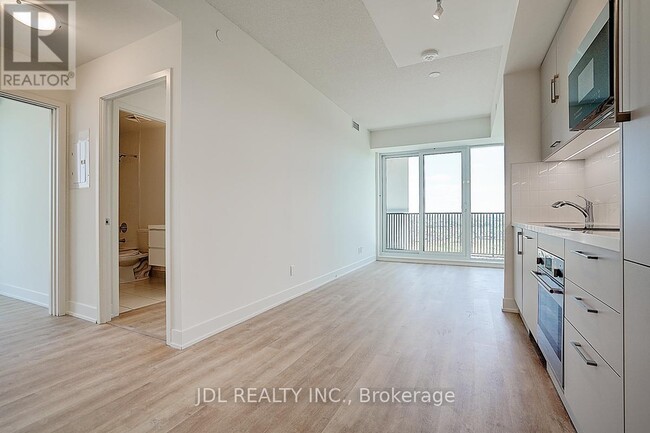 Building Photo - 56 Andre de Grasse St