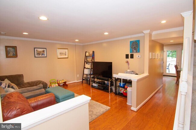 Foto del edificio - 2831 Raymond Ct