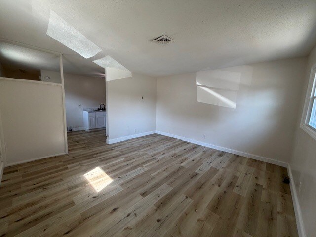 Foto del edificio - 910 Richland St