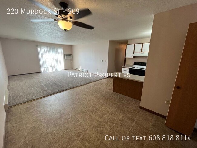 Building Photo - 3 bedroom/ 1 bath in Tomah, WI
