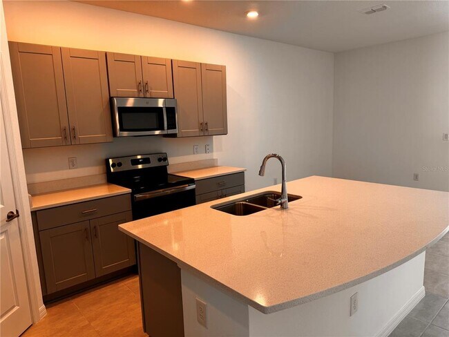 Foto del edificio - 2719 Puffin Pl