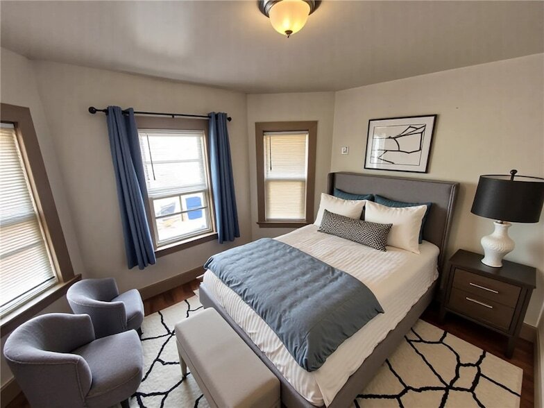 Foto del edificio - 228 Pleasant St