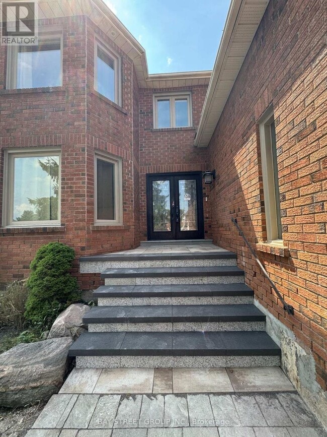 Building Photo - 138 Valleymede Dr