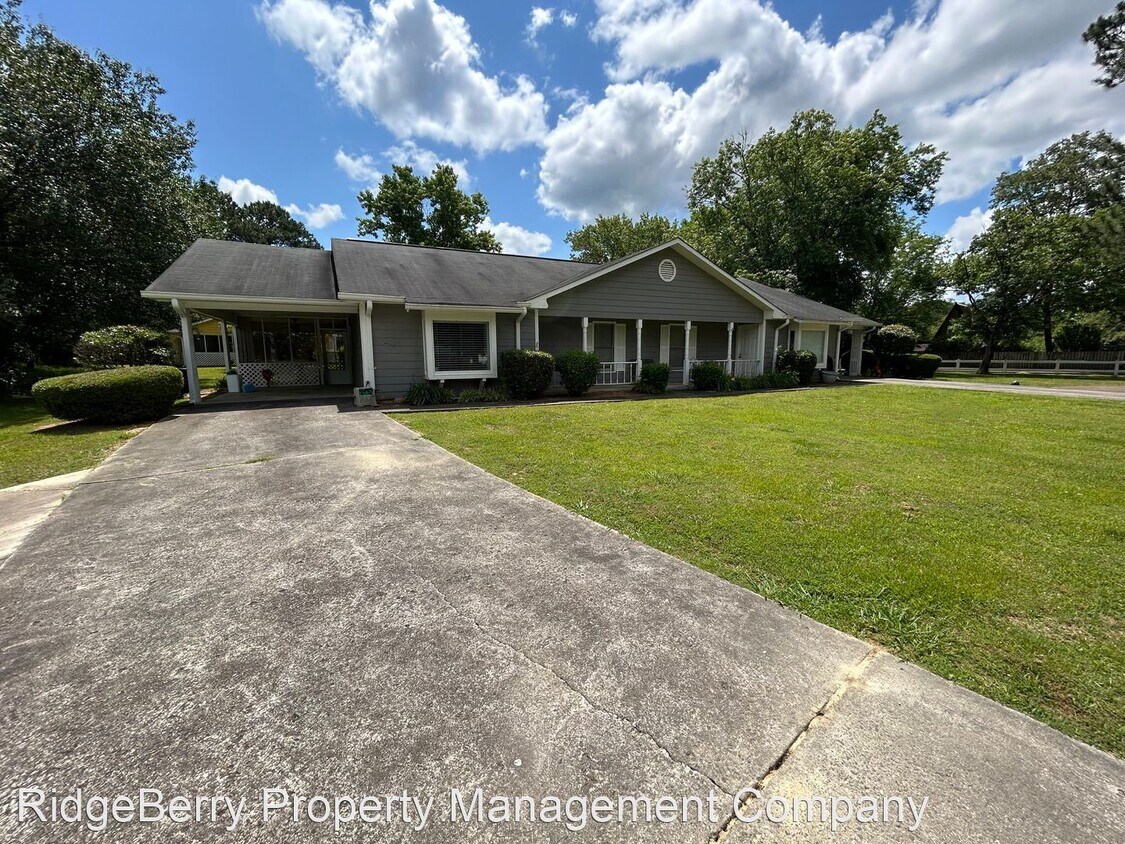Primary Photo - 2 br, 1.5 bath House - 140 A Turner Rd NE
