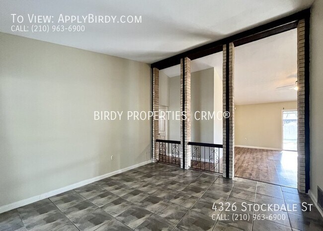 Building Photo - **3 Bed, 2 Bath Home Located Near SA Airpo...