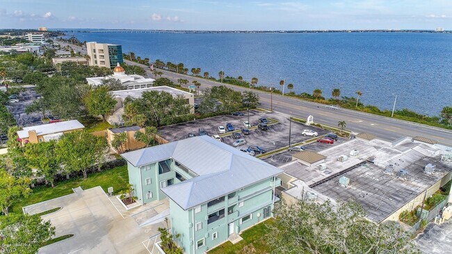 Foto del edificio - 303 Audubon Drive Unit 202