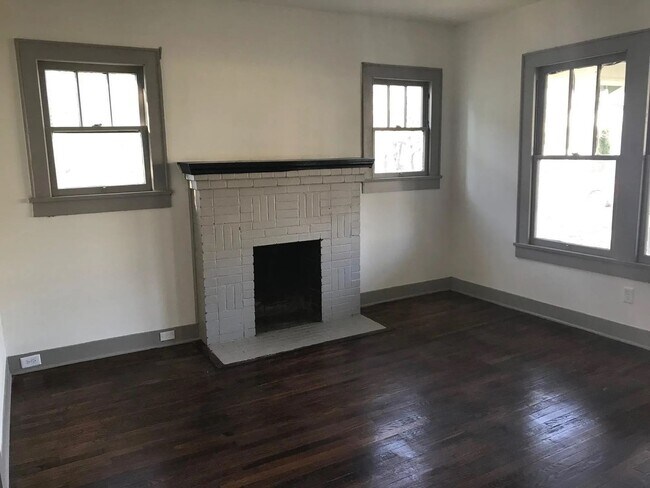 Building Photo - Charming 2 bedroom for rent