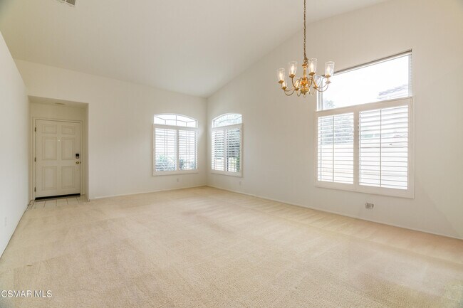 Foto del edificio - 1690 Springhaven Ave