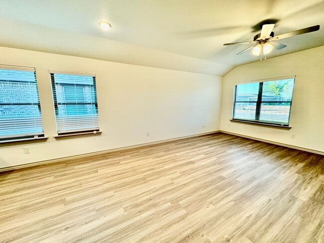 Building Photo - 3 Bed 2 Bath - Frenship ISD