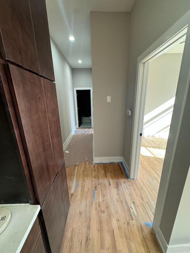 Foto del edificio - 4700 S Wolcott Ave