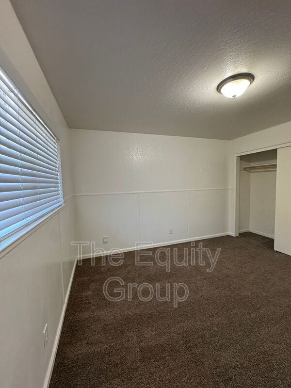 Building Photo - 810 S Court St