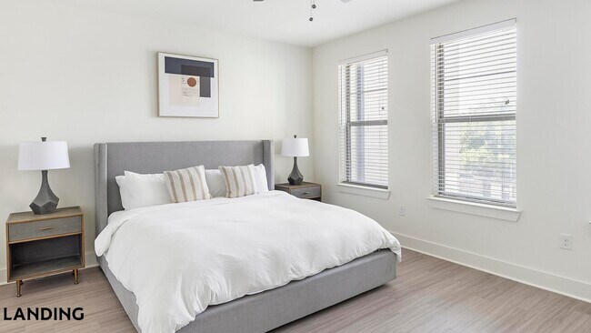 Foto del edificio - 5200 White Settlement Rd