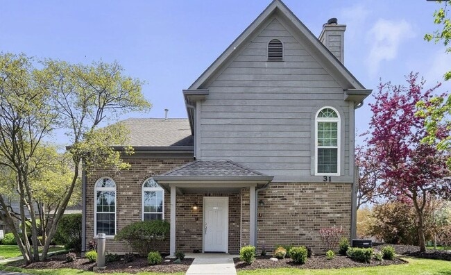 Building Photo - 31 Foxcroft Rd
