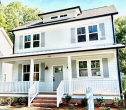 Building Photo - 930 Englewood Ave