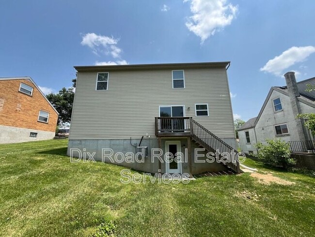 Building Photo - 265 Ihle Dr
