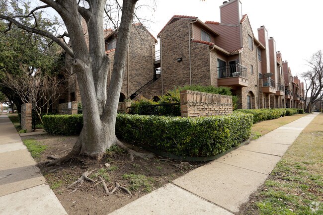 The Remington Apartments Dallas, TX