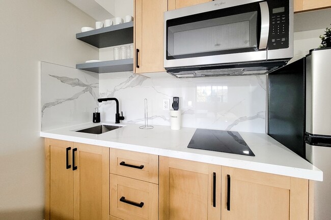 Photo du bâtiment - Brand New Studio Apartment for Rent