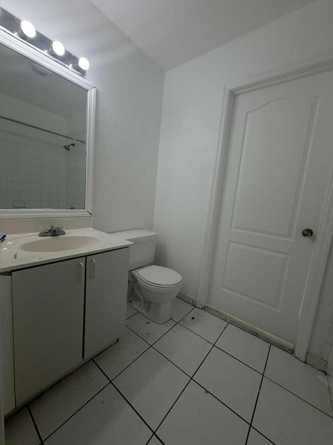 Foto del edificio - 21300 NE 8th Ct