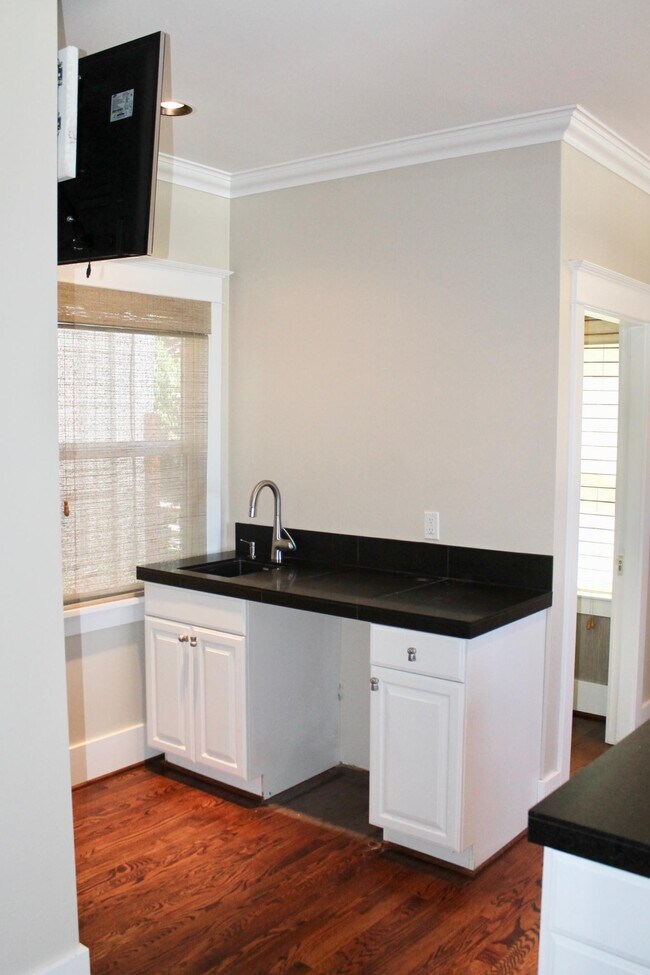 Foto del edificio - 3136 E Burnside St