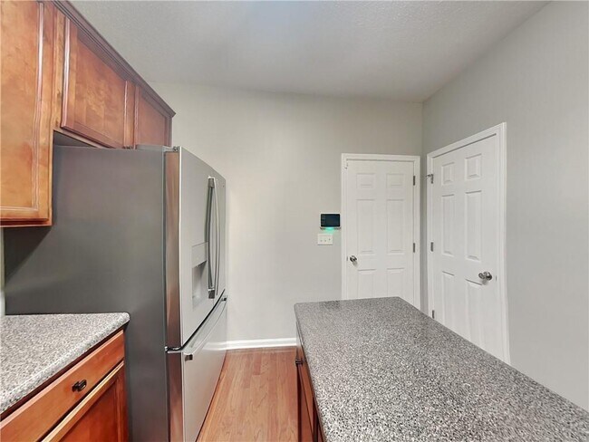 Foto del edificio - 2157 Capella Cir SW