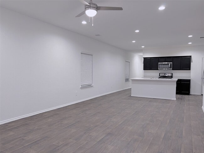 Foto del edificio - 14866 Cypress Holw Dr