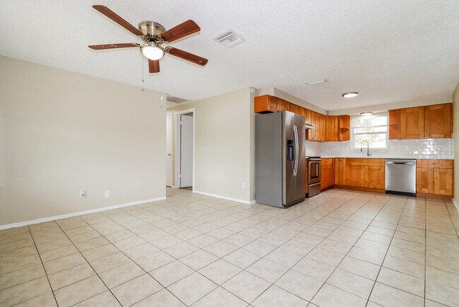 Building Photo - 3107 Birch Ct