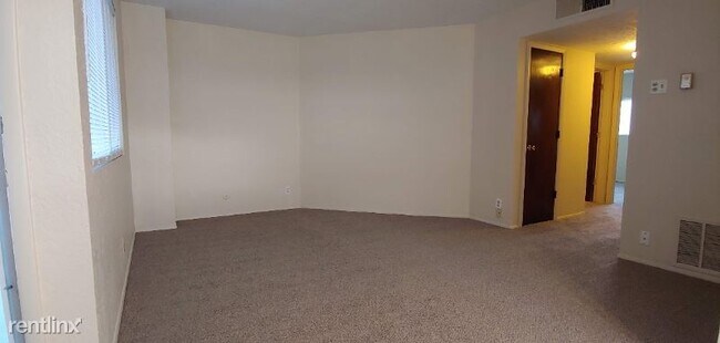 Foto del edificio - 12736 Singing Arrow Ave SE