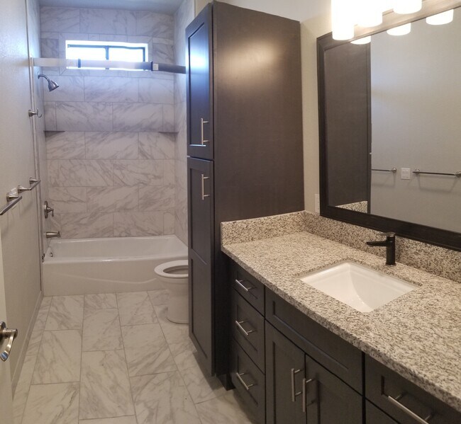 Foto del edificio - 1795 E Moonflower Ln