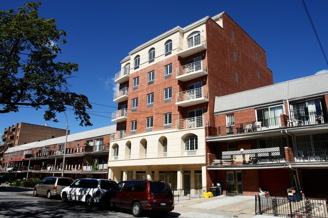 Building Photo - 14449 Barclay Ave