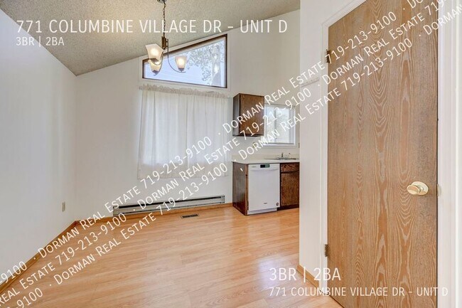 Building Photo - End Unit Townhome