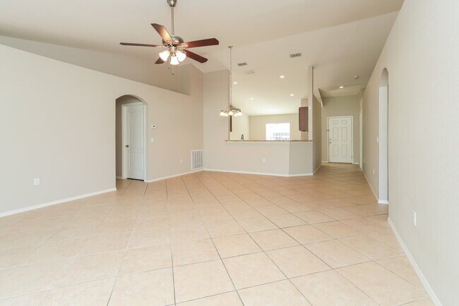 Building Photo - 727 Barrister Dr