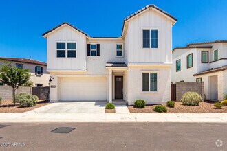 Building Photo - 6537 N 15th Dr