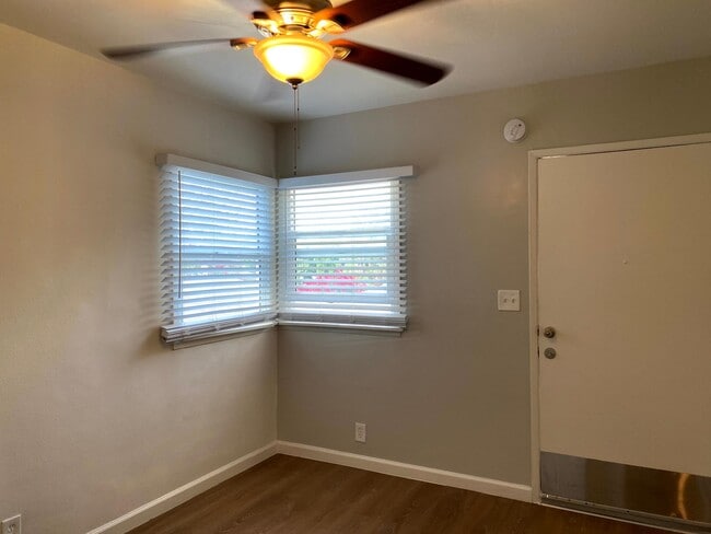 Building Photo - 4371 Lyceum Ave