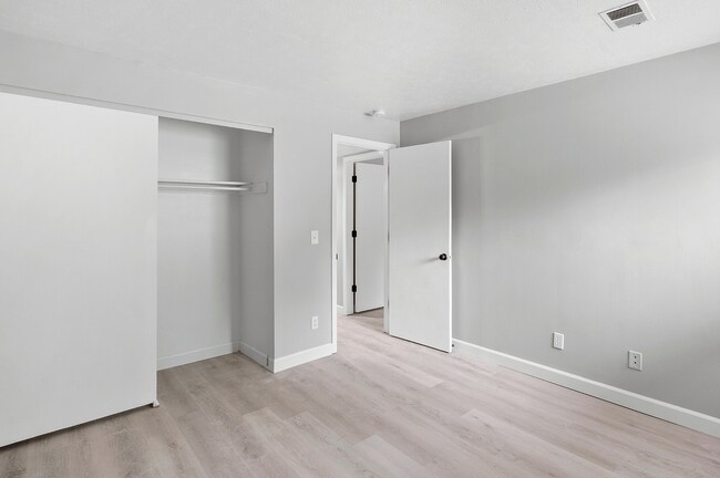 Luxury Vinyl Wood Flooring - Mariemont Woods