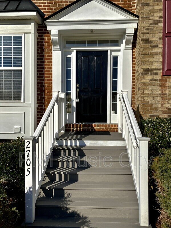 Foto del edificio - 2705 Dracut Ln