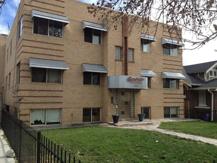 Primary Photo - North Highlands 1 bed 1 bath w/ Garage