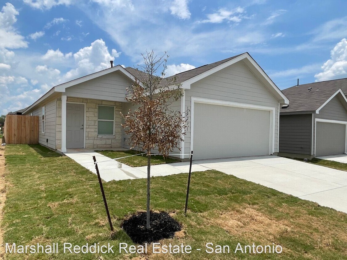 Foto principal - 4 br, 2 bath House - 10271 Asta Trail