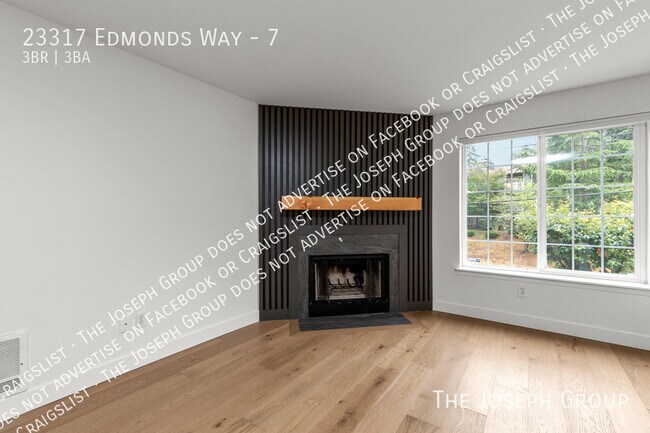 Foto del edificio - 23317 Edmonds Way