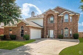 Building Photo - 6422 Meadowcrest Ln