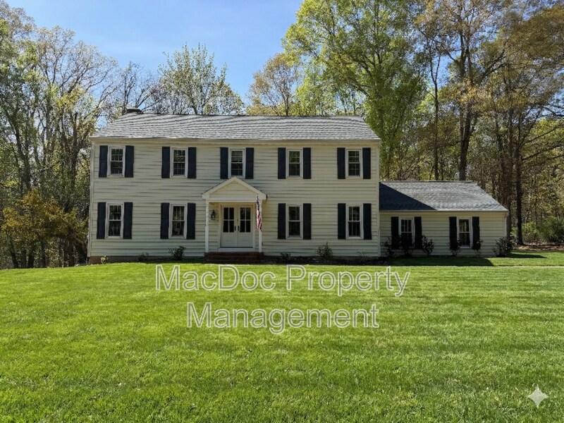 Building Photo - 428 Ingleside Dr