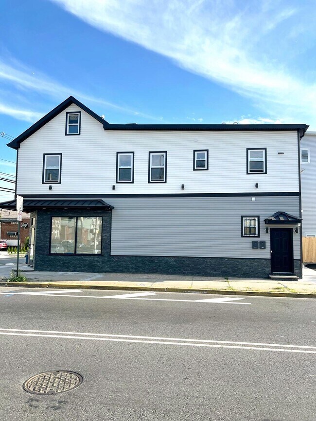 Foto del edificio - 331 Myrtle Ave