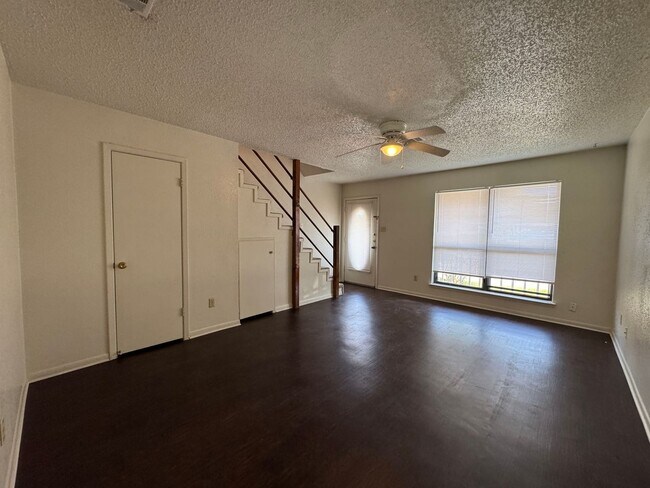 Foto del edificio - 4408 Lake Rd