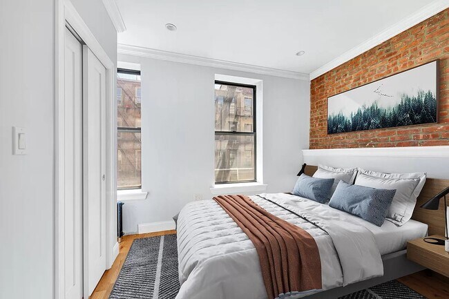 Building Photo - 440 West 47th Street