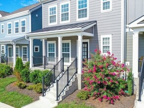 Building Photo - 3254 Tasker Dr