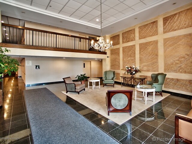 Building Photo - 6340 Americana Dr